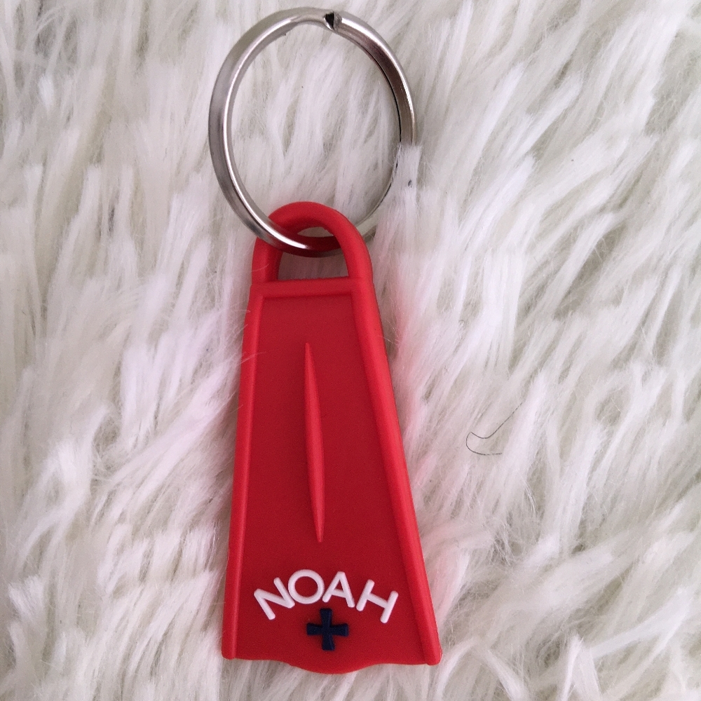 Noah Keychain Red